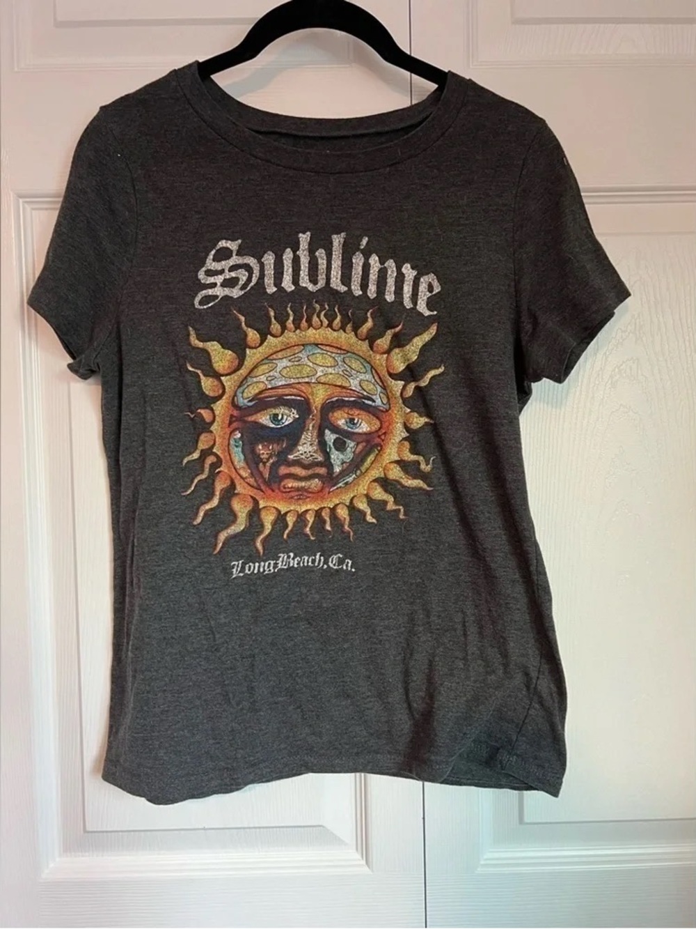 Women's Gray Graphic Tee - Sun Design